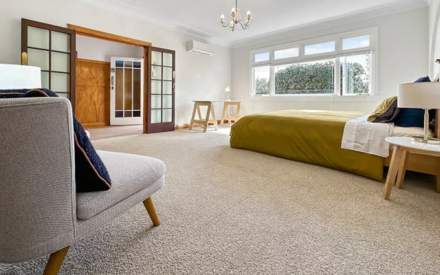 Tui Escape - 4 Bedroom Downstairs Villa Birkenhead - Picture 8