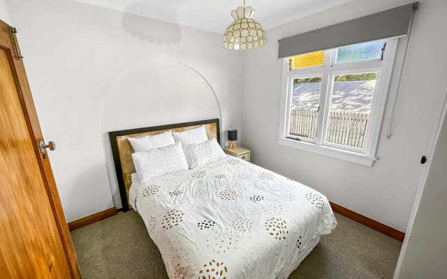 Tui Escape - 4 Bedroom Downstairs Villa Birkenhead - Picture 13