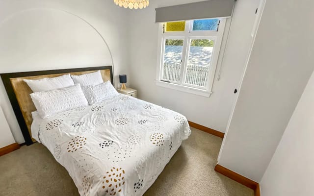 Tui Escape - 4 Bedroom Downstairs Villa Birkenhead - Picture 10