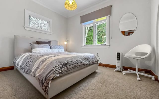 Tui Escape - 4 Bedroom Downstairs Villa Birkenhead - Picture 12