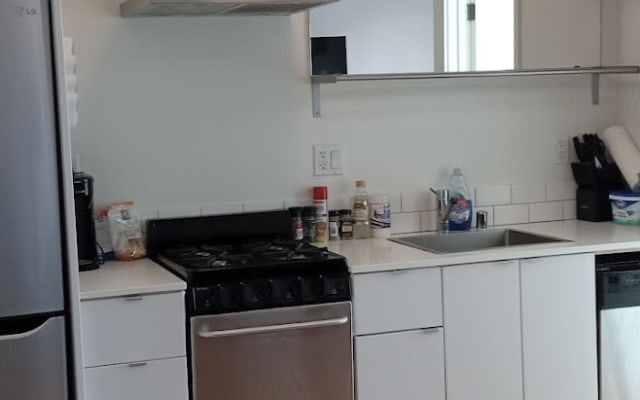 East Hollywood centrally located apartment.