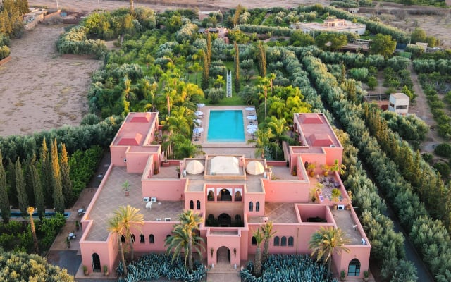 Orientalischer Palast in einer 2ha großen privaten Oase in Marrakesch