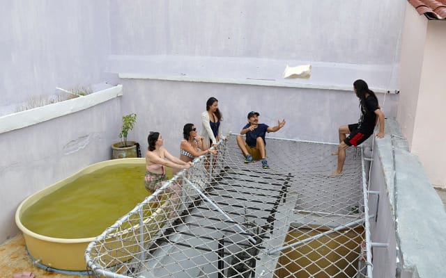 Quarto com terraço e vista fantástica. Parede de estilo japonês.