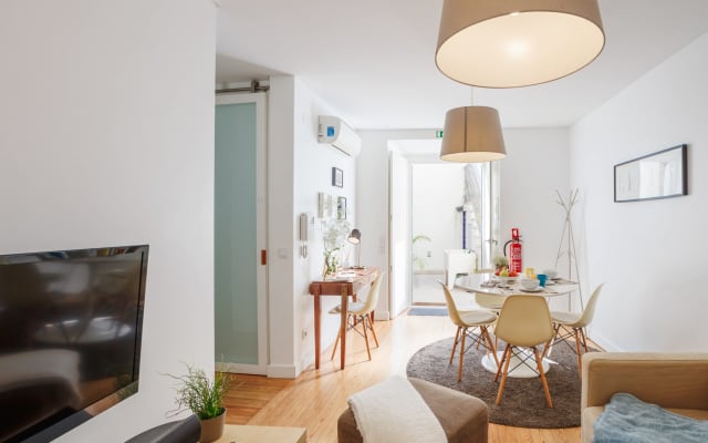 Simplifique su vida en esta casa tranquila y céntrica.