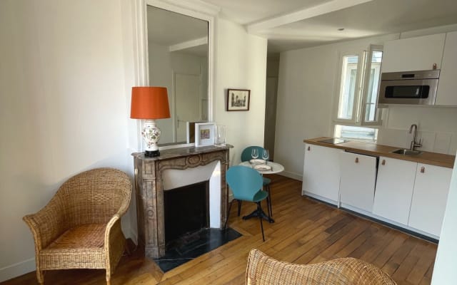 Appartement à Montmartre - Bathed in light