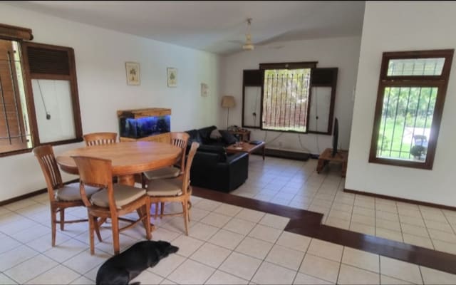 Camera doppia indipendente in posizione tranquilla e privata - Foto 10