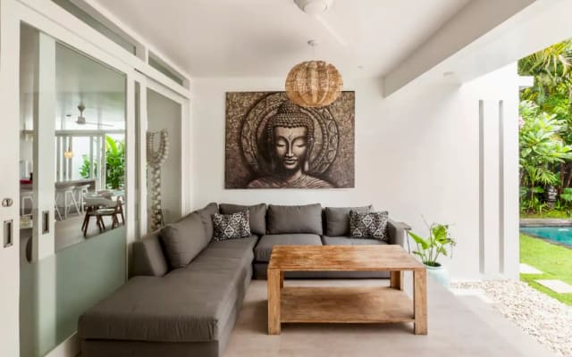 3 BEDROOM VILLA IN CENTRAL SEMINYAK WITH POOL