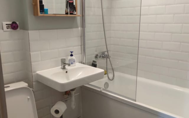 Quarto num apartamento central acolhedor