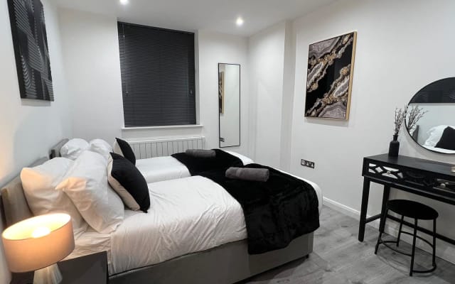 Beautiful 2 Bedroom Apartment in Leicester City Centre