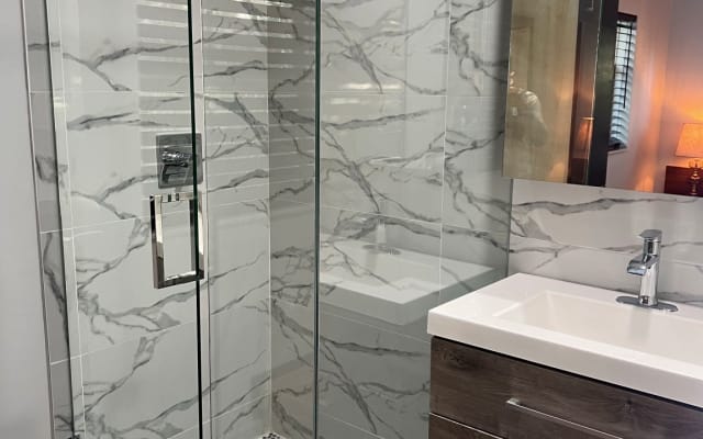 Guest house beautiful gardens all rooms are one bedrooms full kitchens - Picture 9