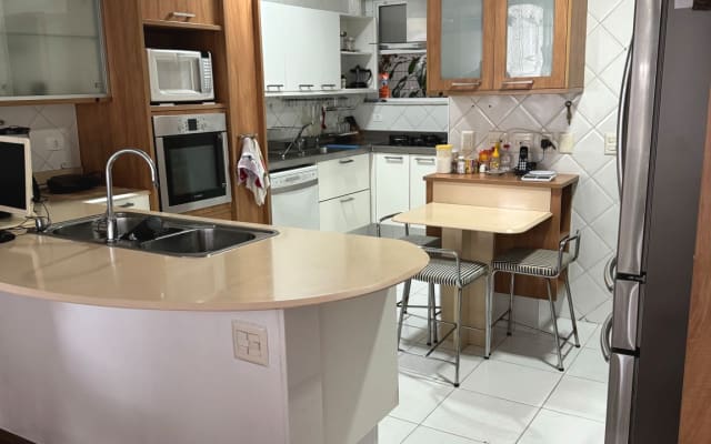 großes Zimmer in Copacabana!
