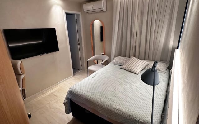 One of the best apartments in Rio, on top of Copacabana Fort with spa! - Picture 6