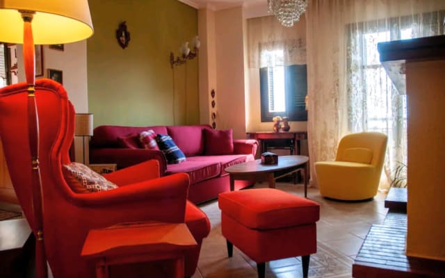  Vintage Experience in Ano Poli