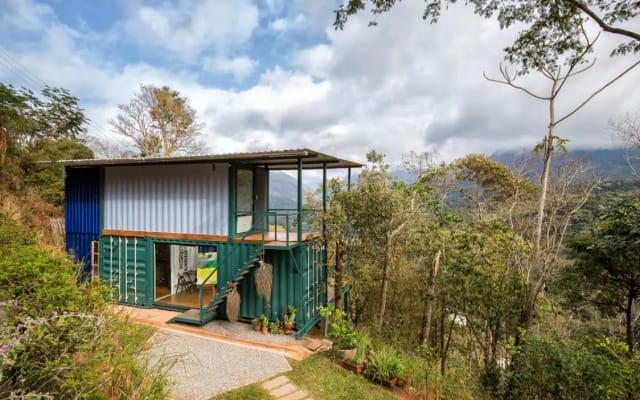 Charme, privacidade e vista estonteante na Serra (Araras, Petrópolis)