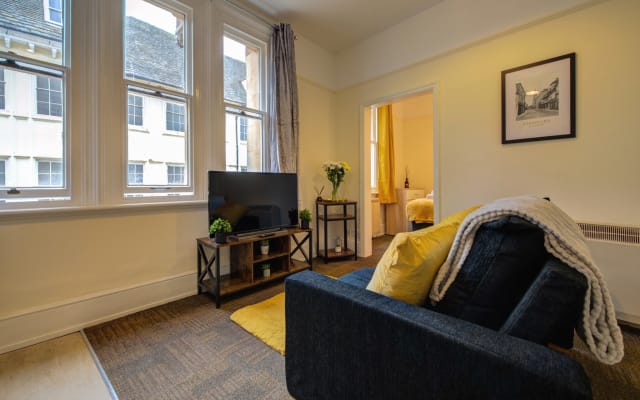 Studio In the Heart of Stamford