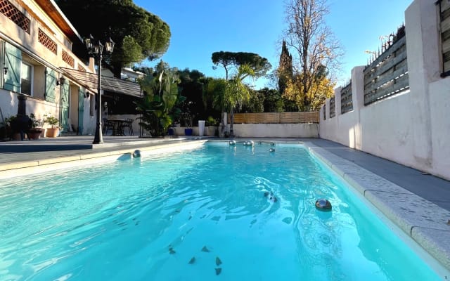 Appartement indépendant situé dans une villa calme et agréable