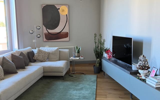 Top floor! Large and bright renovated apartment in Citta' studi - Picture 11