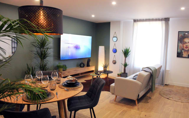Découvrez la tranquillité dans le centre de Nemours avec notre Duplex...