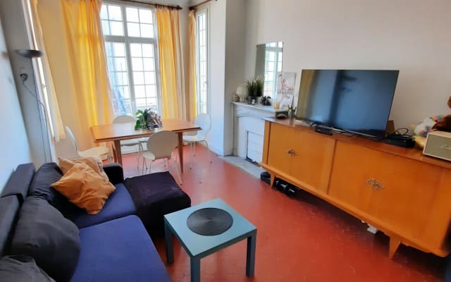 Geräumige und komfortable Wohnung im Zentrum von Nizza, Tram 1 in 500...