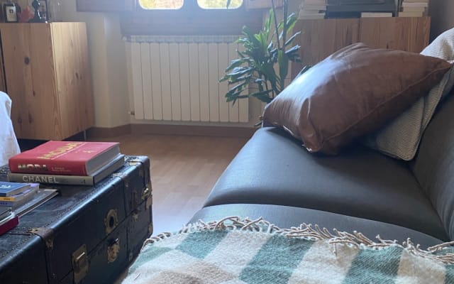 Anúncio de Paolo em misterb&b - Salotto relax con bellissimo affaccio sui giardini 