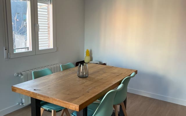 Zimmer in einer Außenwohnung mit eigenem Bad
