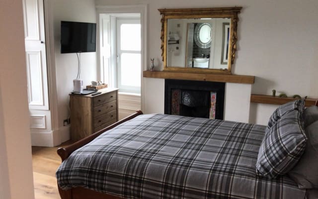 Alojamento apenas por quarto nas margens do Loch Fyne