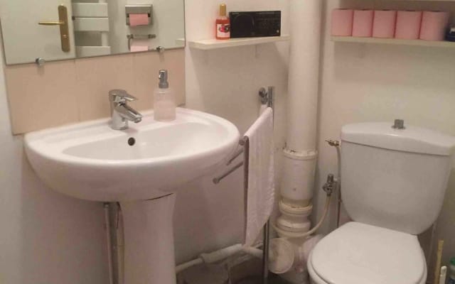 MEN'S DORMITORY PARIS ETOILE-PORTE MAILLOT