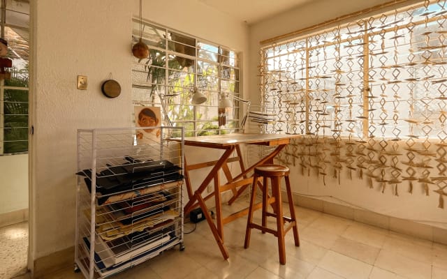 Chambre confortable dans une maison lumineuse, excellent emplacement...