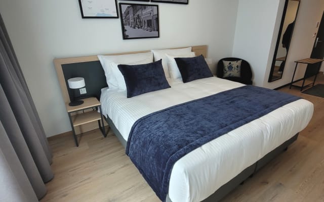 Nouvel Hôtel à Yverdon, hy tec moderne, discret, et très confortable,