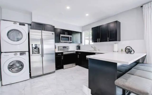 Wilton Manors, gemütliche 2 BDR, Haustiere ok, direkt am Wilton Drive