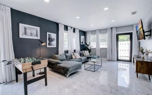 Wilton Manors, gemütliche 2 BDR, Haustiere ok, direkt am Wilton Drive