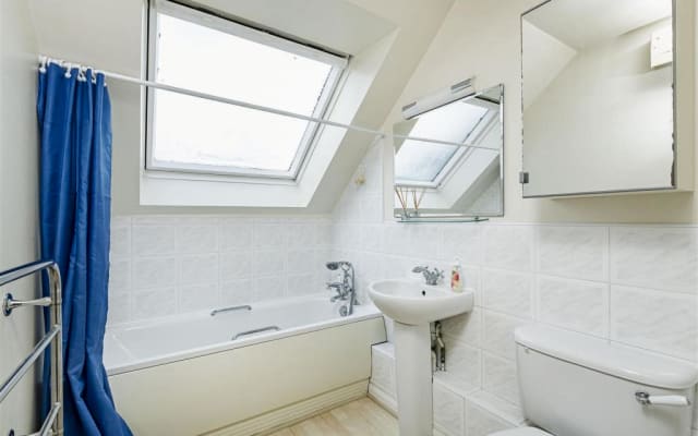 WIMBLEDON LAWN TENNIS PENTHOUSE AVAILABLE