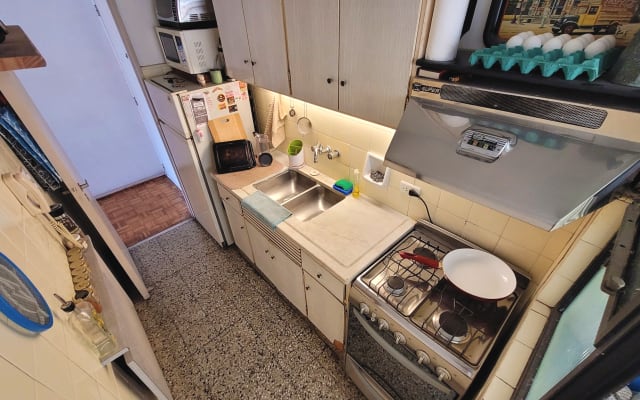 Private room in my apartment in Almagro, nudist friendly! - Picture 8