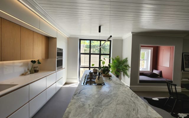 Large bedroom in Green Point Villa - Picture 11