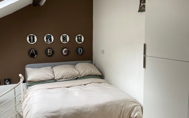 Domingo's listing on misterb&b - Bedroom.