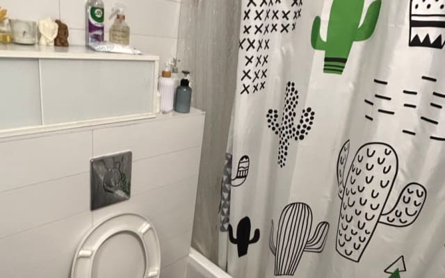 Habitación privada en un edificio de lujo "Midtown" en Tel Aviv