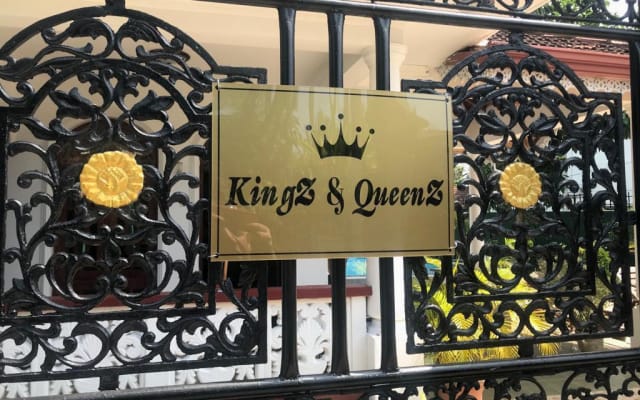 Kingz & Queenz - Maison d'hôtes de luxe à Negombo - The Happy Homestay - Photo 29