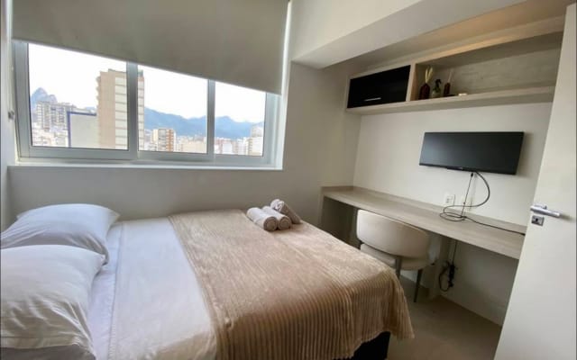 Neu gelistet! Schöne, renovierte Penthouse mit Aussicht!