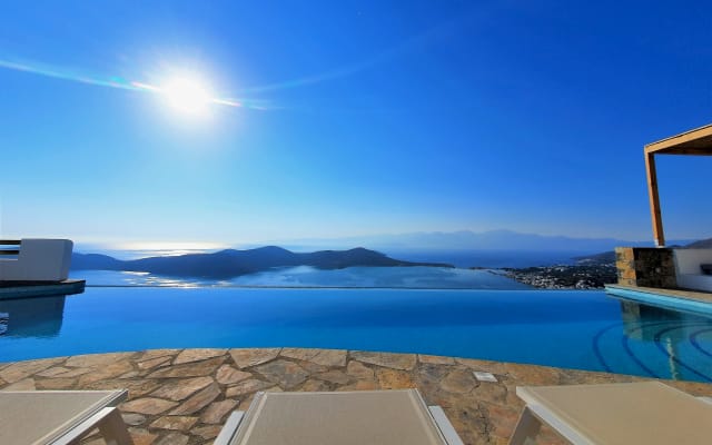 Villa Orea, para 10 pessoas, vista panorâmica sobre o mar, piscina...