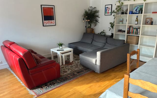 Habitación en un luminoso piso en el corazón de París