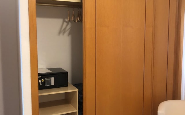 Private room in Playa del Ingles in calm and secure complex.