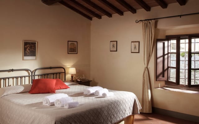 CASTAGNOLO apartment in the beautiful Tuscan countryside