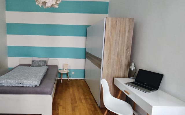 Acogedor estudio cerca de metro 2 y 4