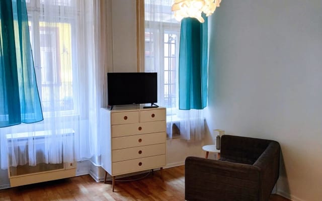 Acogedor estudio cerca de metro 2 y 4