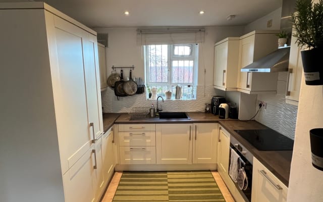 Double Bedroom next to London Bridge and Elephant & Castle