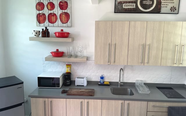 Red Door Hübsche 1-Schlafzimmer-Einheit mit kleinem Patio - Foto 2