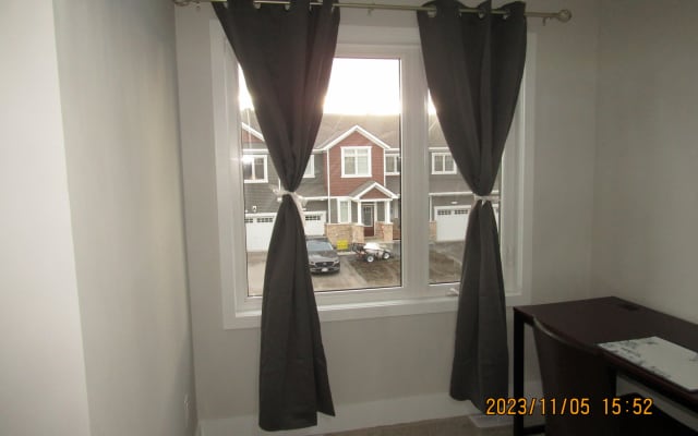 Cozy Room w/Smart Lock+Kitchen +WiFi & Parking in Ottawa#2 - Picture 5