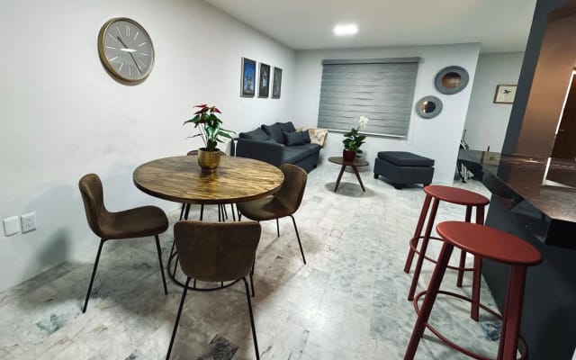 Beautiful renew apartment ready to enjoy the city for work and relax