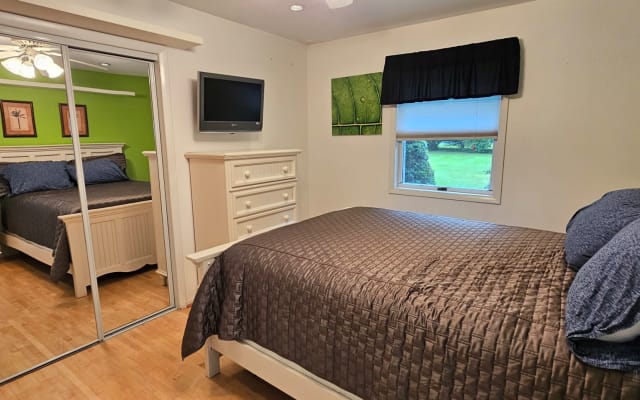 Private Room in the Catskills with Shared Bath