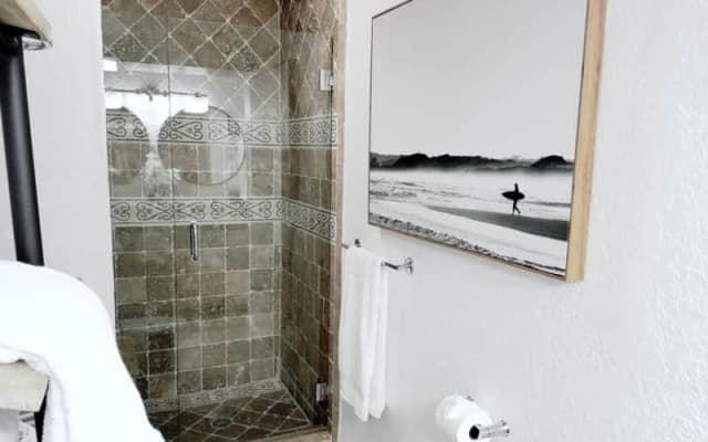 POSHPADZ Presents 5 star Villa Oceana 3 bed 2 bath Palm Beach Gardens